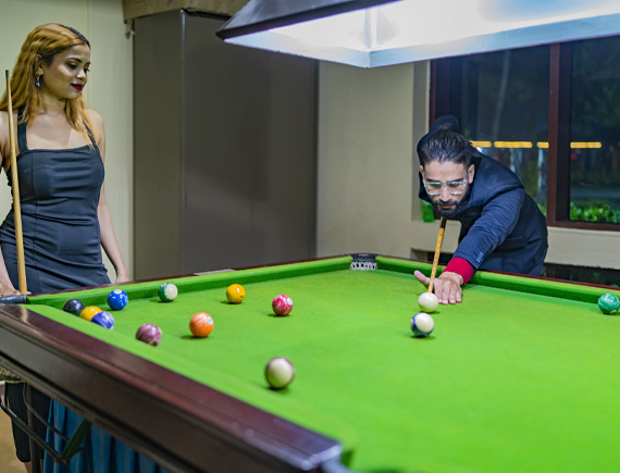 Indoor / Outdoor Game